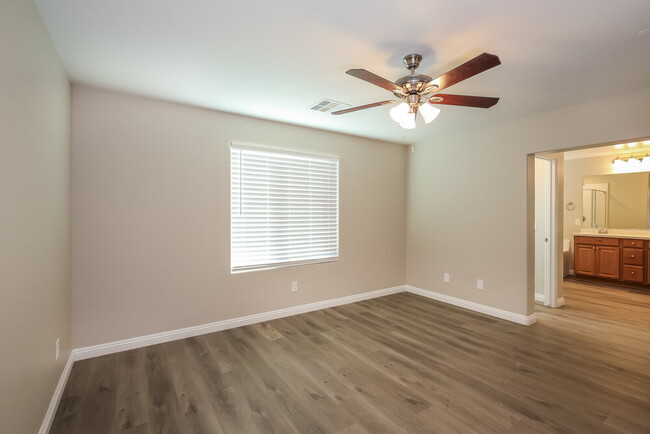 Building Photo - 4508 Harbison Canyon Ct