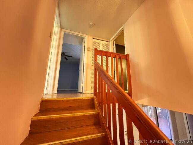 Building Photo - 1701 S Coral Terrace