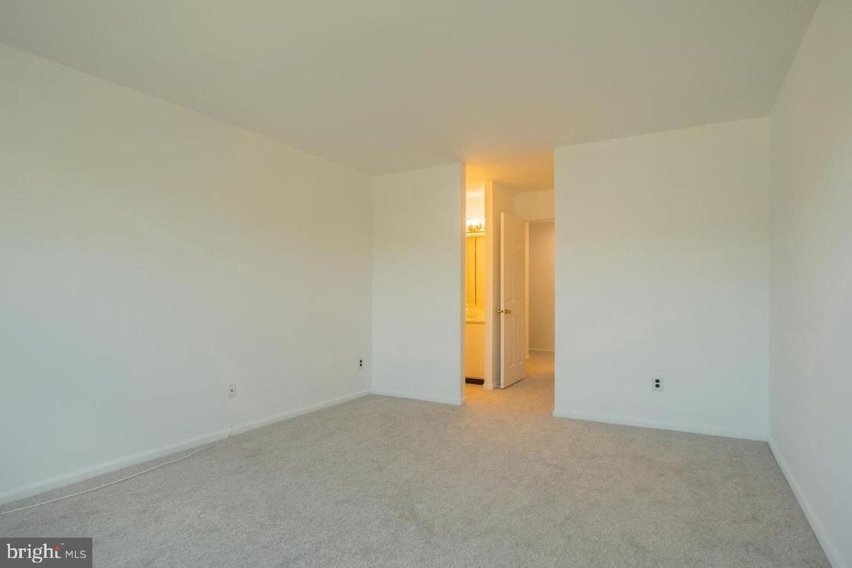 Building Photo - 1659B Trellis Cir