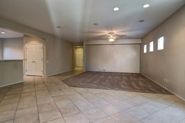 Building Photo - 11512 W Sleepy Heaven Pl