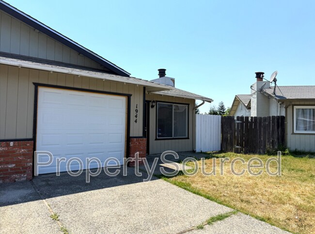 Building Photo - 1944 Hickock Ct