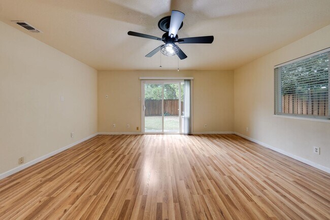 Building Photo - 5113 Sitton Way