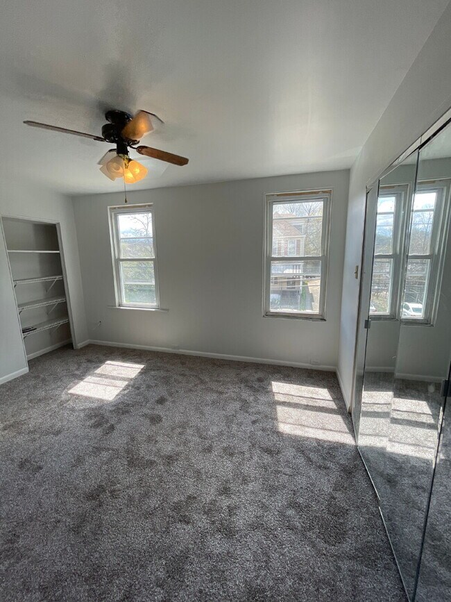 Building Photo - Cozy 3 Bedroom 1 Bath Home!