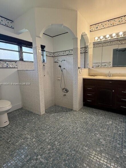 Building Photo - 1328 NW 86th Way