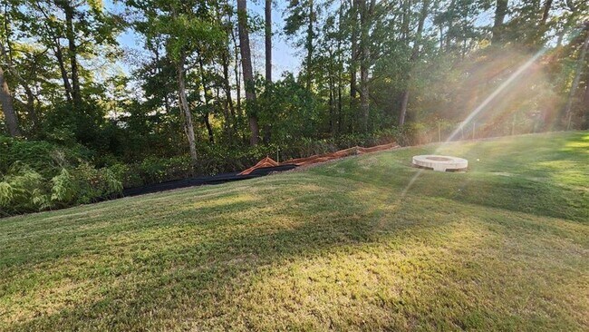 Building Photo - 1625 Villageside Ct