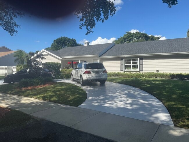 Building Photo - 14901 SW 144th Terrace