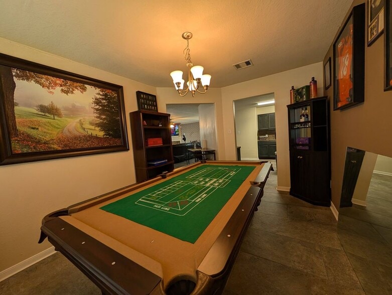 Building Photo - 12418 Greencanyon Dr