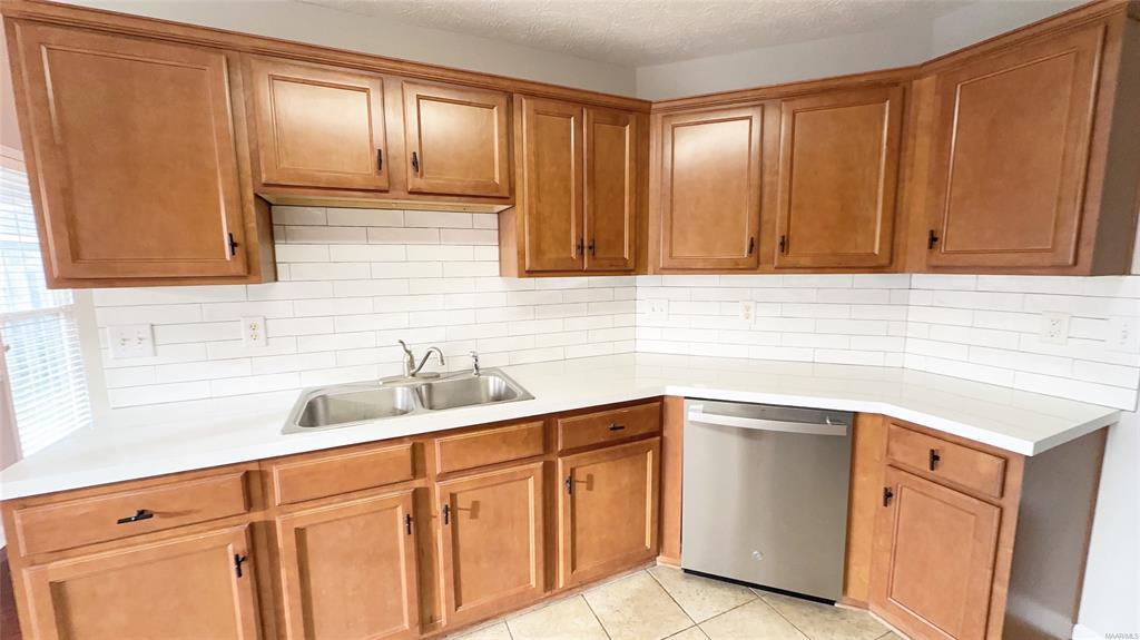 Building Photo - 1312 Hallwood Ln