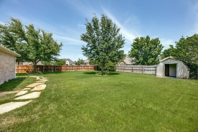 Building Photo - 9714 October Glory Ln