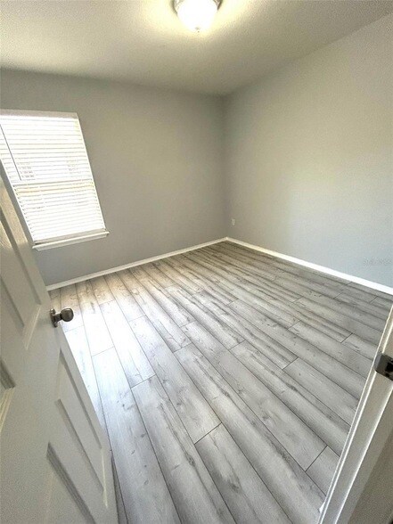 Building Photo - 4714 Chatterton Way