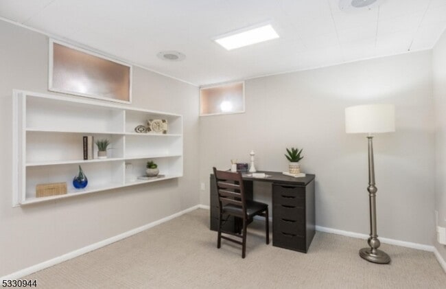 Building Photo - 7 Evergreen Terrace