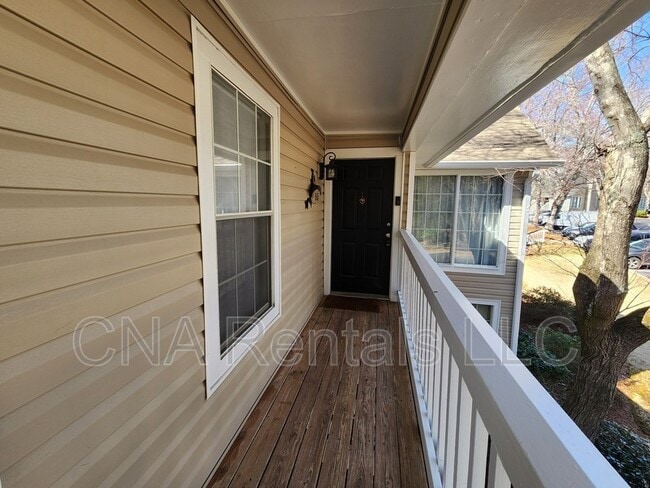 Building Photo - 1505 Countryside Pl SE