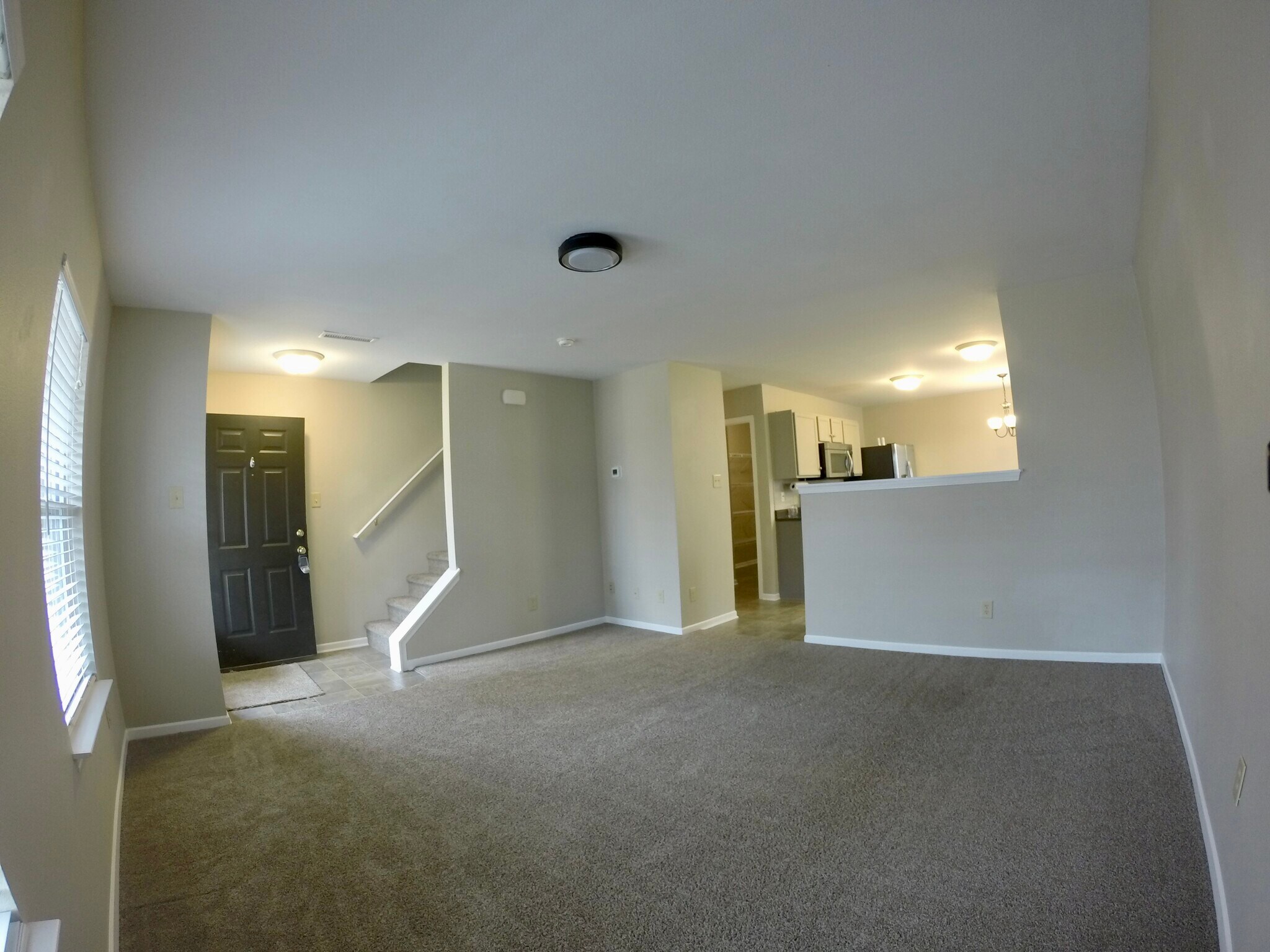 Family Room - 10223 Cumberland Pointe blvd