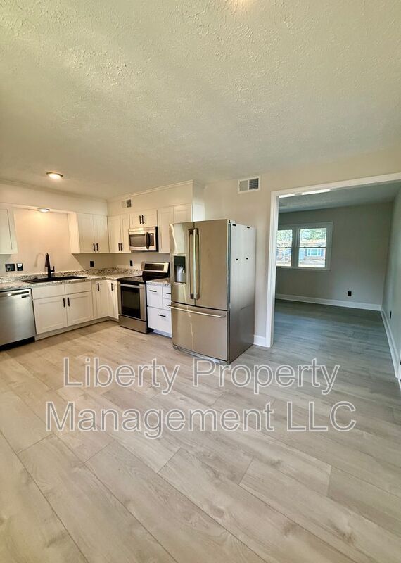 Building Photo - 6220 Bretton Woods Dr