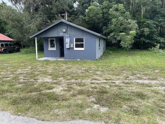 Building Photo - 10 Lenox Ct