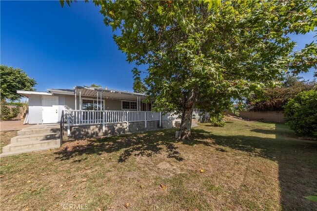 Building Photo - 4661 Woodhaven Dr