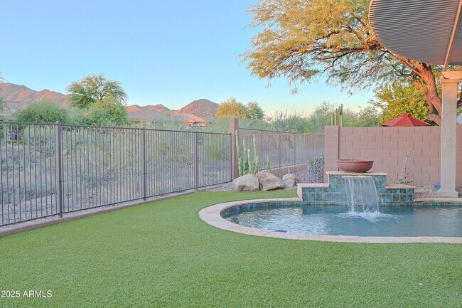 Building Photo - 40704 N Bell Meadow Trail