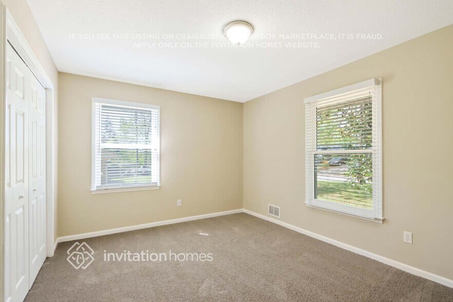 Building Photo - 4240 Newcomb Rd