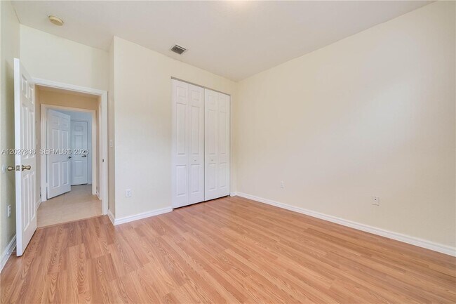 Building Photo - 14935 SW 52nd St