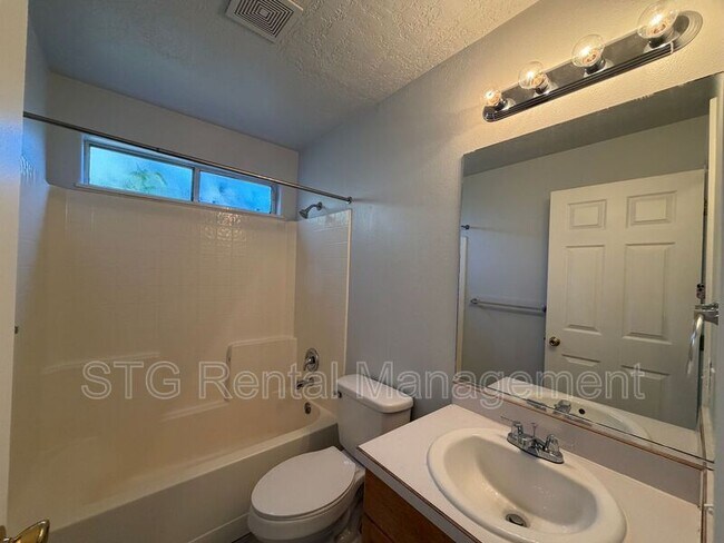Building Photo - 433 E 1050 S