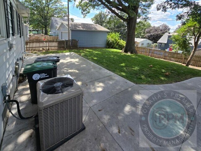 Building Photo - Beautiful 4 Bed 2 Bath Millard Home 1/2 OF...