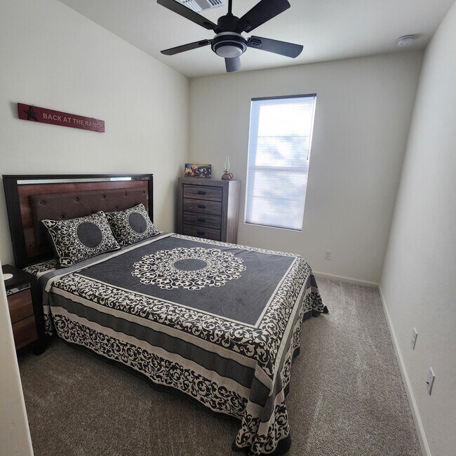 Building Photo - 4334 Ponderosa Trl
