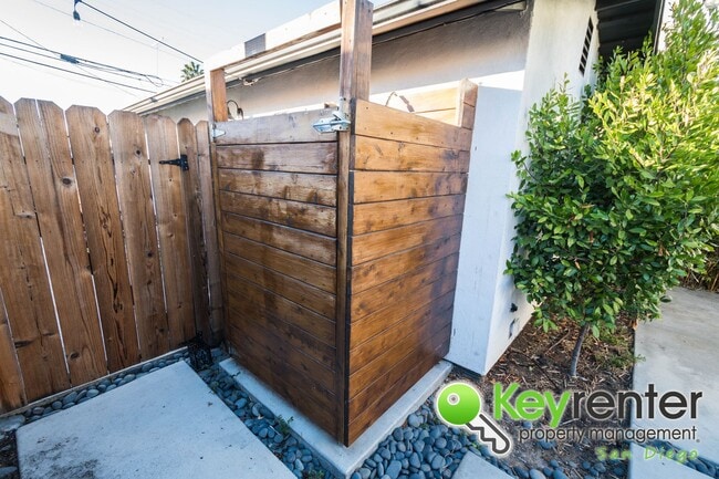 Building Photo - North Park Cozy Front Home of Duplex (full...