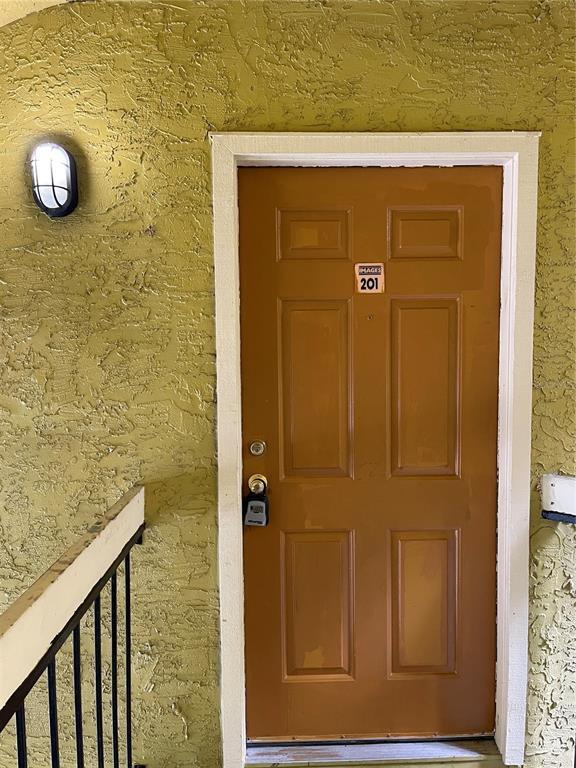 Building Photo - 5295 Images Cir