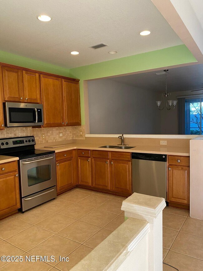 Building Photo - 4204 Crownwood Dr