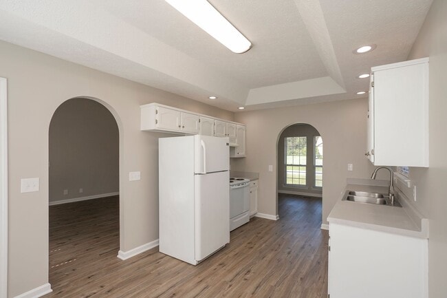 Building Photo - 112 Heritage Dr