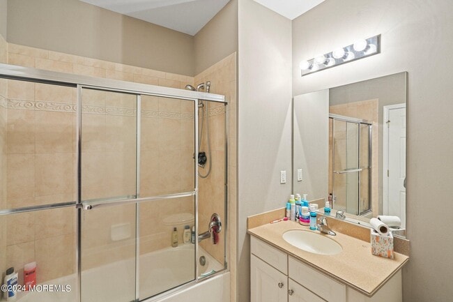 Building Photo - 33 Cooper Ave