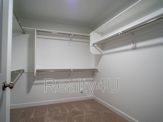 Building Photo - 3545 Hardman Way