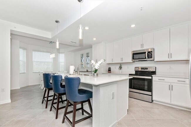 Building Photo - 12280 Wellen Golf St