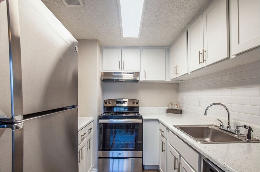 Interior Photo - Grove At Temple Terrace