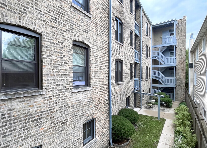 Gated Exterior Rear - North Wolcott Ave