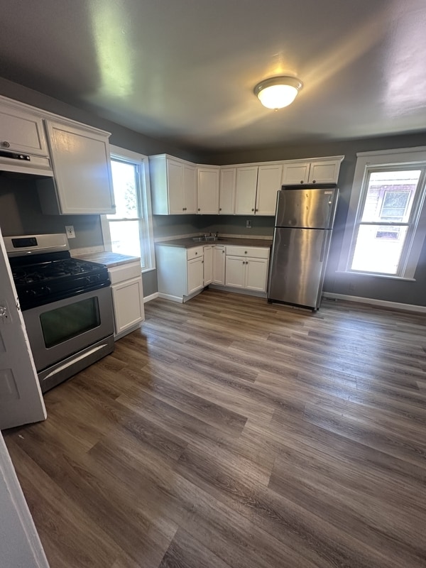 Building Photo - 3414 Daisy Ave