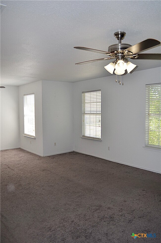 Building Photo - 4603 Regency Dr