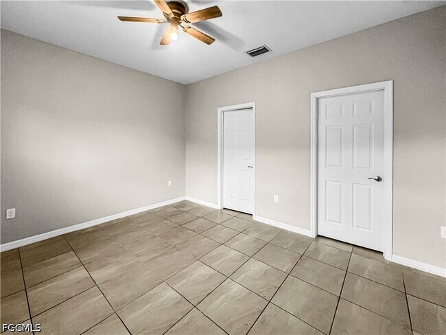 Building Photo - 1322 Trafalgar Pkwy