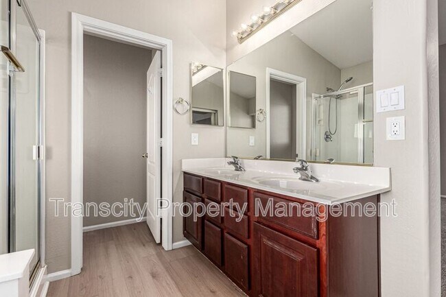 Building Photo - 38444 N Joann Way