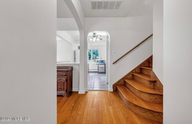 Building Photo - 223 Harrison Ave