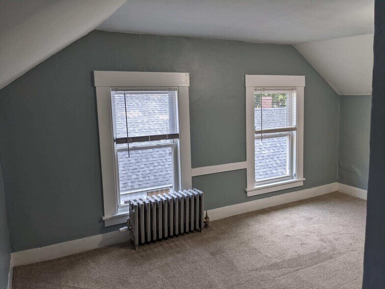 Building Photo - 25 Union St