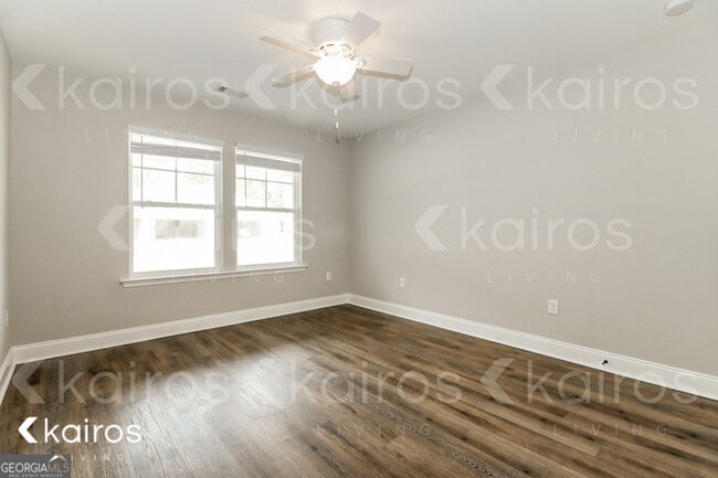 Building Photo - 153 Cottage Grove Rd