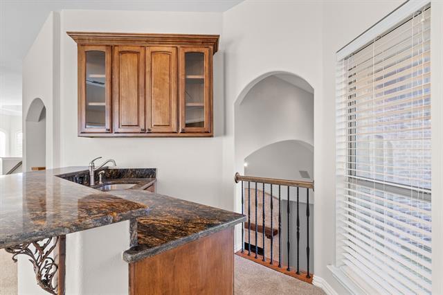 Building Photo - 4542 Carraway Dr