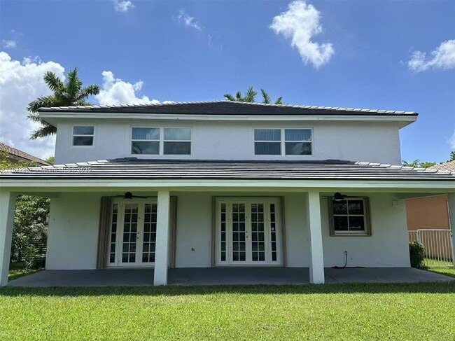 Building Photo - 1175 Peregrine Way