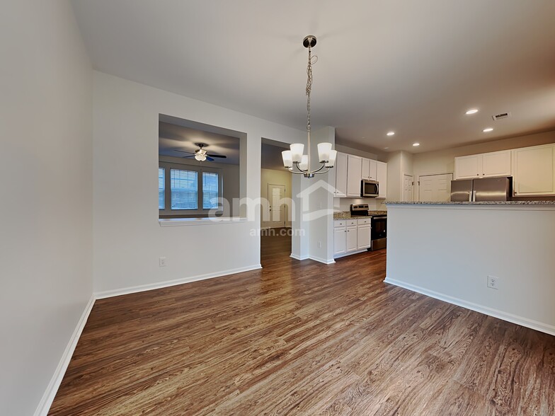 Building Photo - 3840 Holliwell Pass