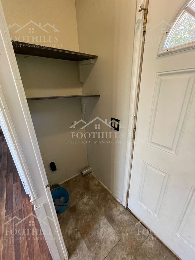Building Photo - 2-Bed/2-Bath Mobile Home with Outdoor Deck...