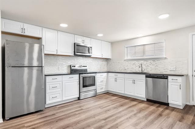 Building Photo - 2208 W Rosedale St S