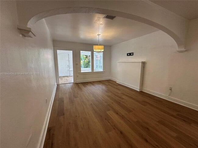 Building Photo - 267 NW 33rd St