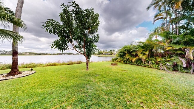 Building Photo - 4BD/3BA Single Family Home with Pool & Office/Den  ** Lawn Care & Pool Care Included **