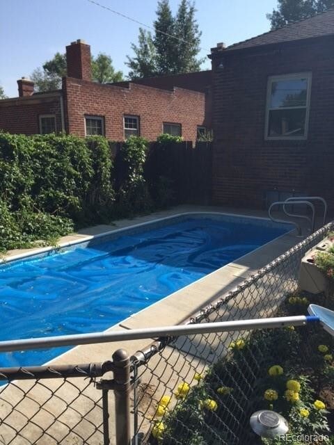 Building Photo - 1423 Dahlia St